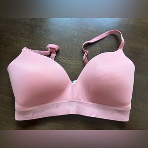 VS Pink Wireless Bra